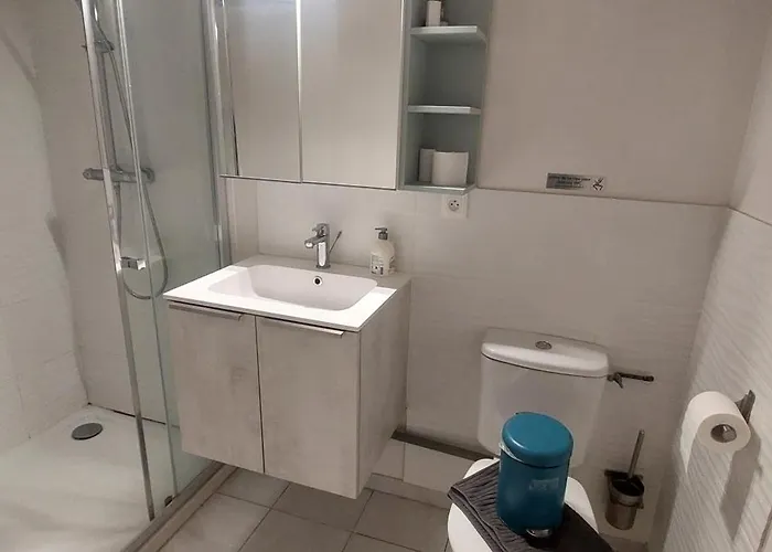 Les Ruisseaux, Avec Terrasse Et Jardin Apartamento