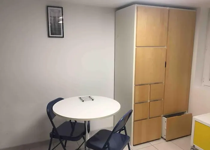 Les Ruisseaux, Avec Terrasse Et Jardin Apartamento